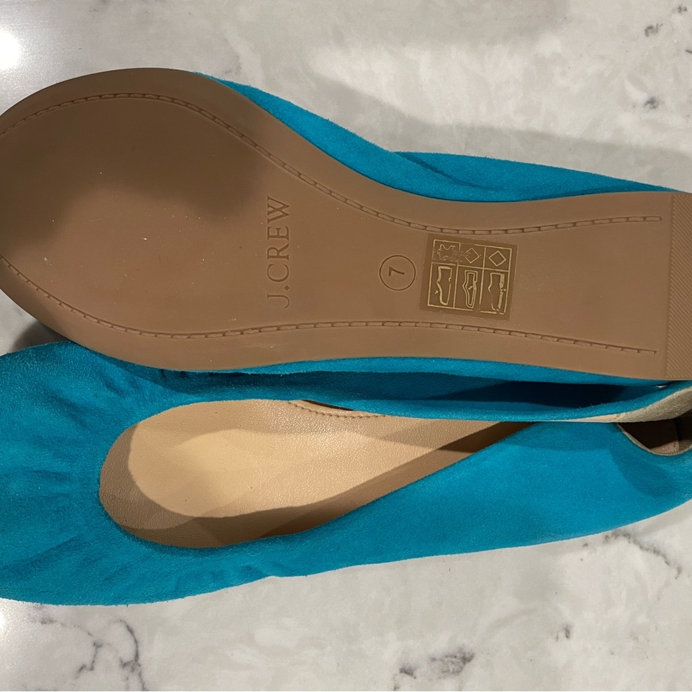 J. Crew Blue Suede Flats Elegant Minimalist Design size 7 $15